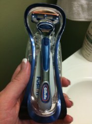 manrazor.jpg
