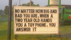 funny si toy phone.jpg