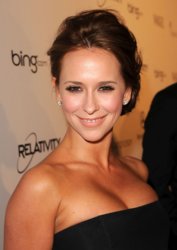 jennifer-love-hewitt-007.jpg