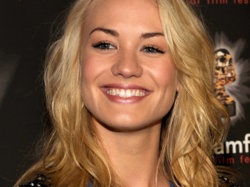 Pretty-Yvonne-Wallpaper-yvonne-strahovski-11497582-1920-1440.jpg