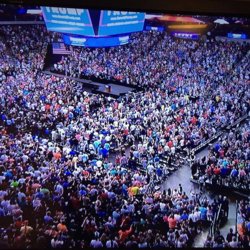 trump-crowd-dallas-texas.jpg