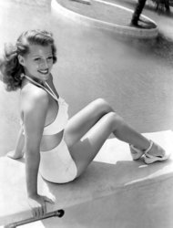 Rita_Hayworth_42.jpg