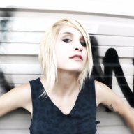 Ellie-D