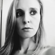Jo Thomas
