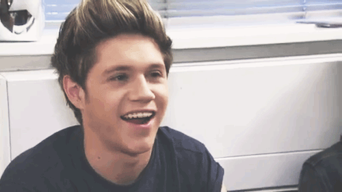 tumblr_memn6zO6d61rwvtel.gif