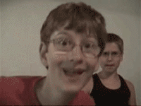7vqLs.gif