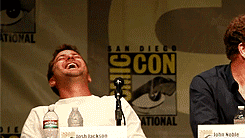 tumblr_m7dhzgO9u41qgryh9o3_250.gif