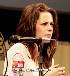 tumblr_mopcweHokN1ri0t21o1_r8_250.gif
