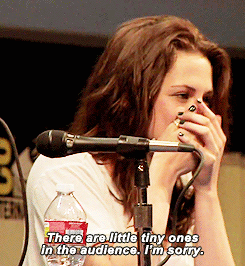 tumblr_mopcweHokN1ri0t21o2_r8_250.gif