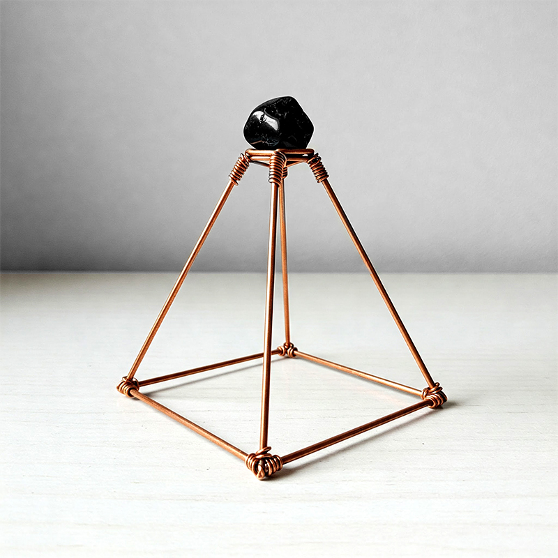 pyramid energy device