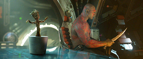 qhnJ3LC.gif