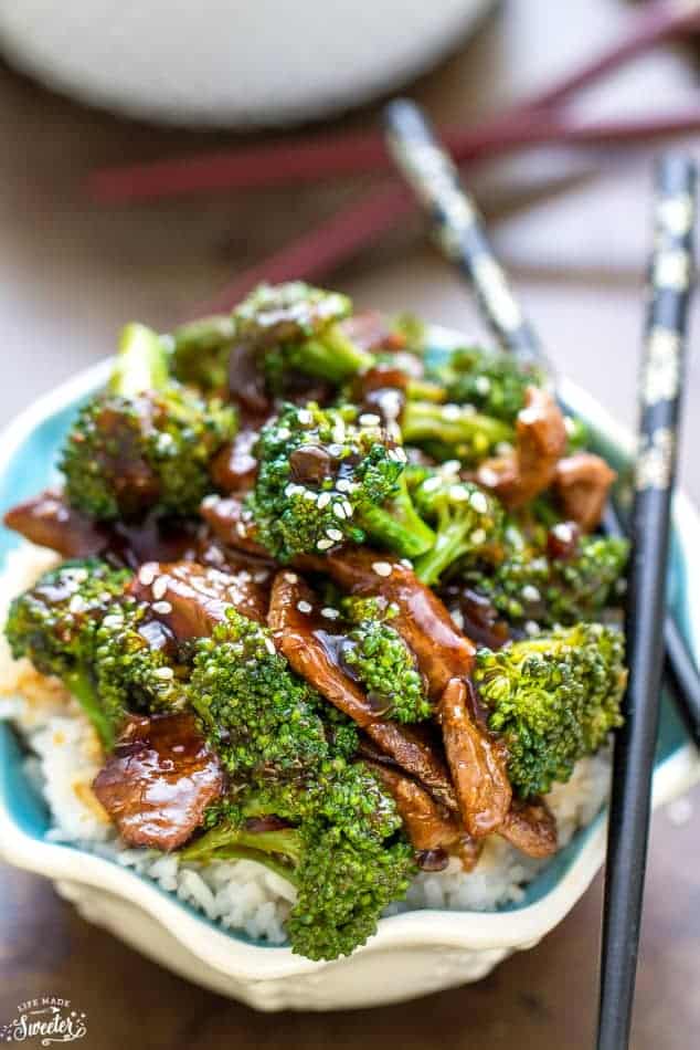 Broccoli-Beef-Rice-Bowls-make-the-perfect-weeknight-dish-e1452110711311.jpg